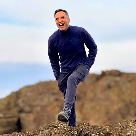 Meet your Posher, Nav - Picture 1 of 1